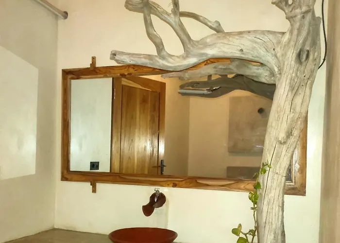 Vanaya Longterm Wooden Hidden By Lush Garden *